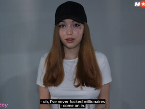 Я курьерша, но это для души — если хочешь, мне поглубже засади