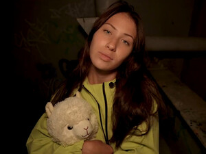 Да, ебусь с незнакомцем на улице, парень-то на экстрим не согласен