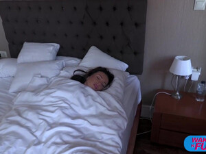 Двойное утреннее проникновение — Luna Roulette даже не успела протереть глаза