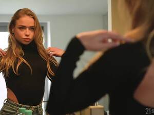 Лесбийский тройничок замутили русские телки, чтобы не скучать без парней