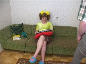 Сосед присоединился к жаркому траху дяди с племянницей