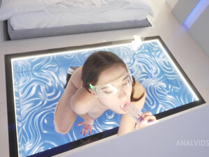 Русская брюнетка Айс Ди напросилась на жесткий групповой проеб с одногруппниками